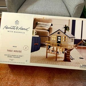 NEW Hearth & Hand Magnolia Wooden Toy Treehouse